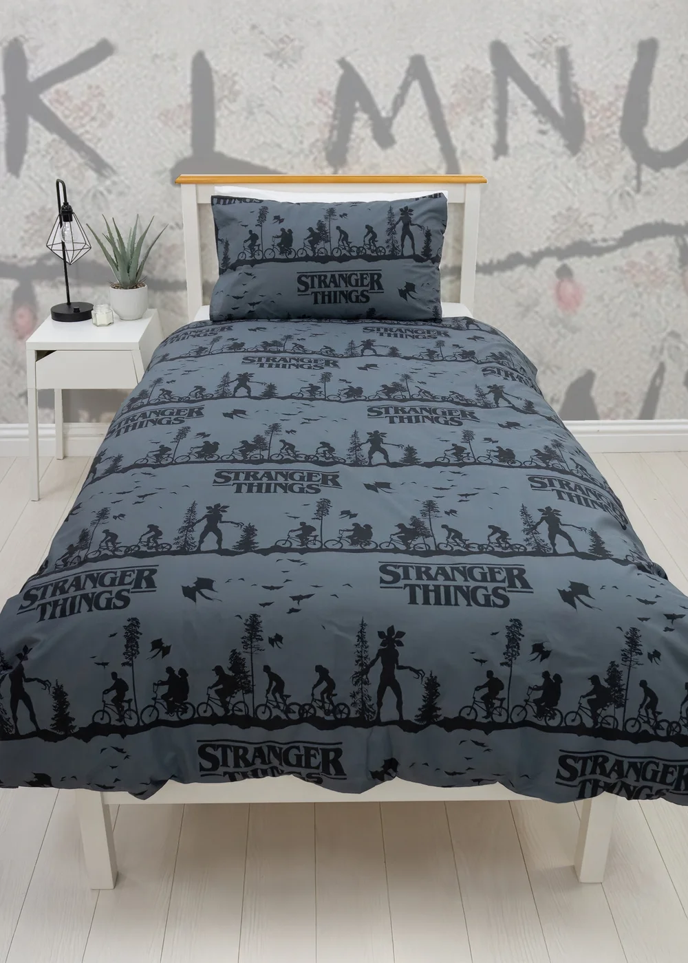 Stranger Things Town Panel Duvet Set - Single Image 6