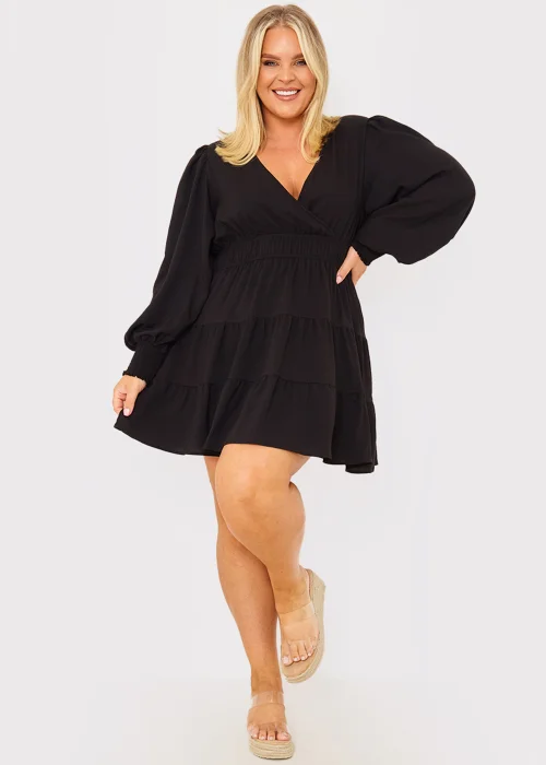 In the Style Danielle Black Crinkle Plunge Mini Dress - 8 Image 7