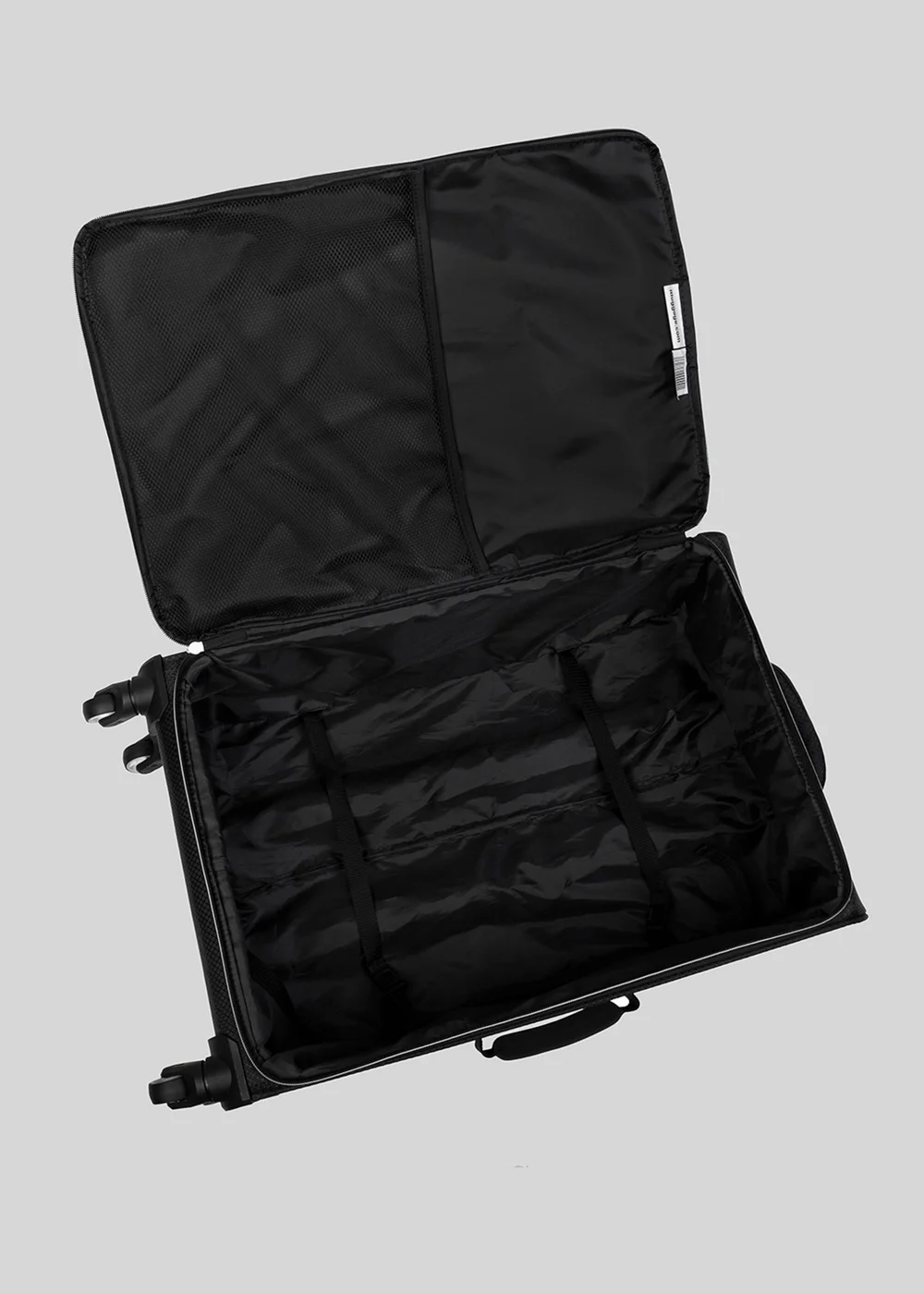 IT Luggage Black Navigator Soft Suitcase - Cabin Image 2