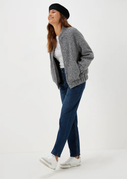 White Spot Print Long Sleeve T-Shirt - 8 Image 4