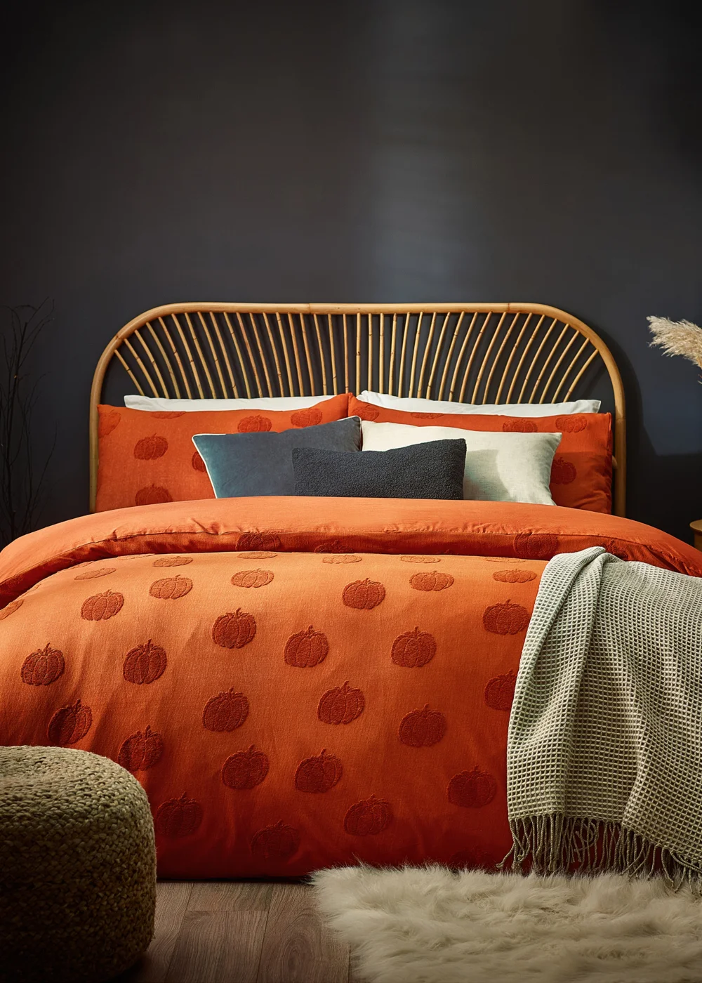furn. Pumpkin Tufted 100% Cotton Duvet Cover Set - Single Image 1