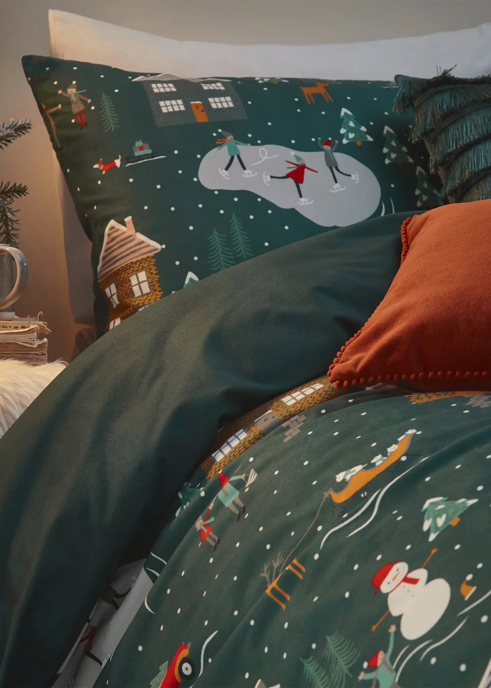 furn. Winter Pines Pyjama Fleece Christmas Duvet Cover Set - Toddler Image 2