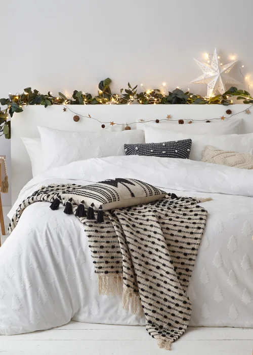 furn. Tufted Tree 100% Cotton Duvet Cover Set Snow - Single Image 2