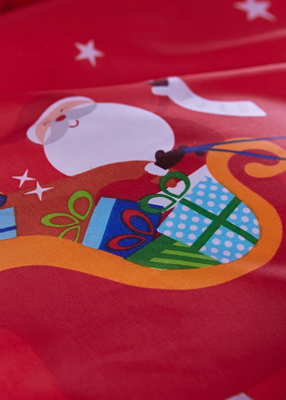 Catherine Lansfield Santa's Christmas Presents Reversible Duvet Cover Set - Single Image 4