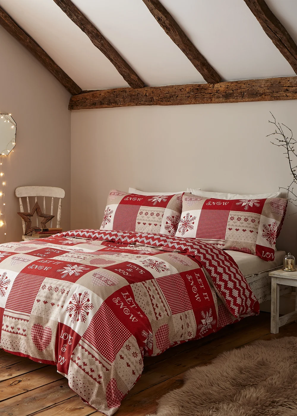 Catherine Lansfield Christmas Let It Snow Reversible Duvet Cover Set - Single Image 1