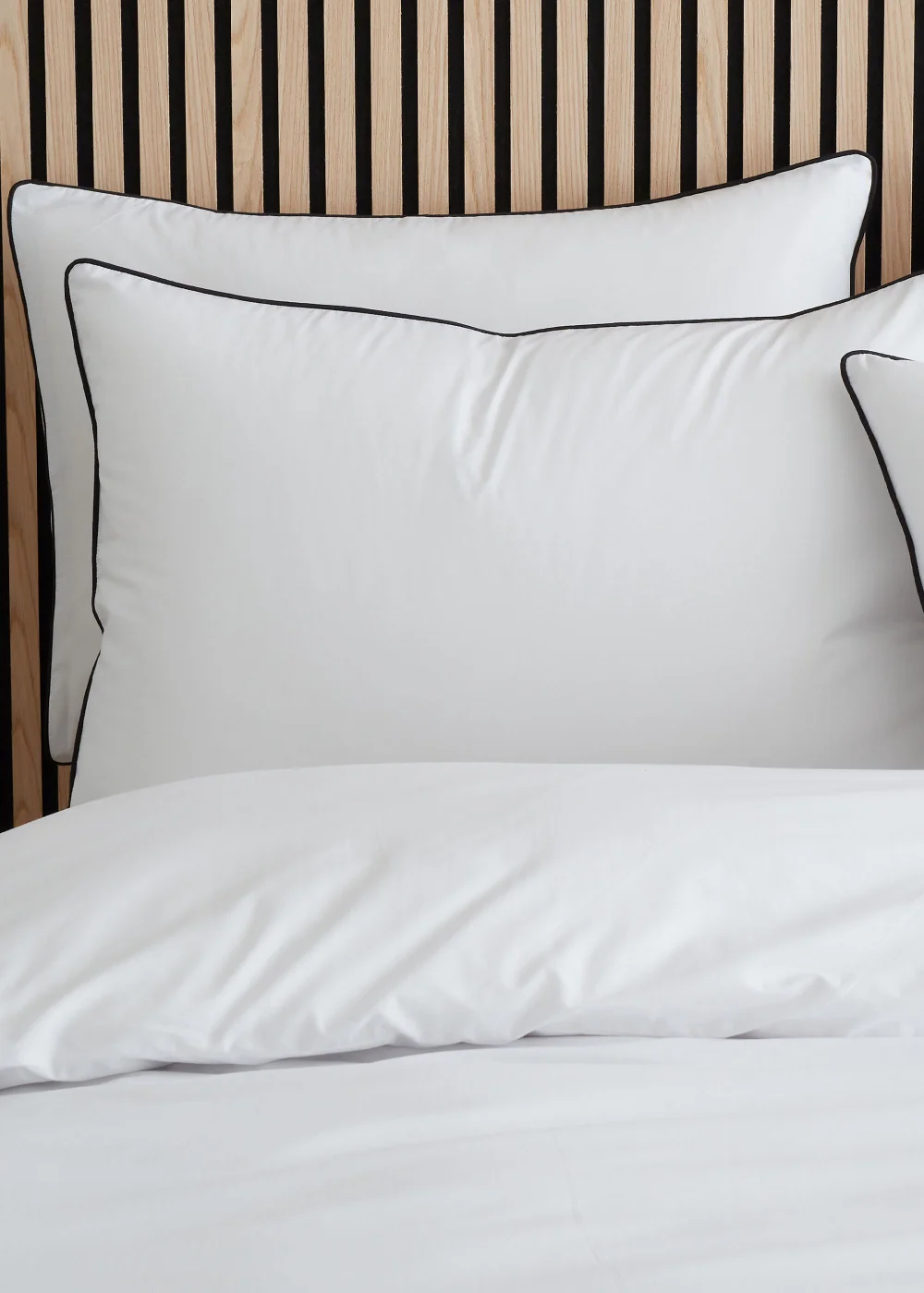 Style Sisters Cotton Piped Duvet Cover Set - Single Image 2