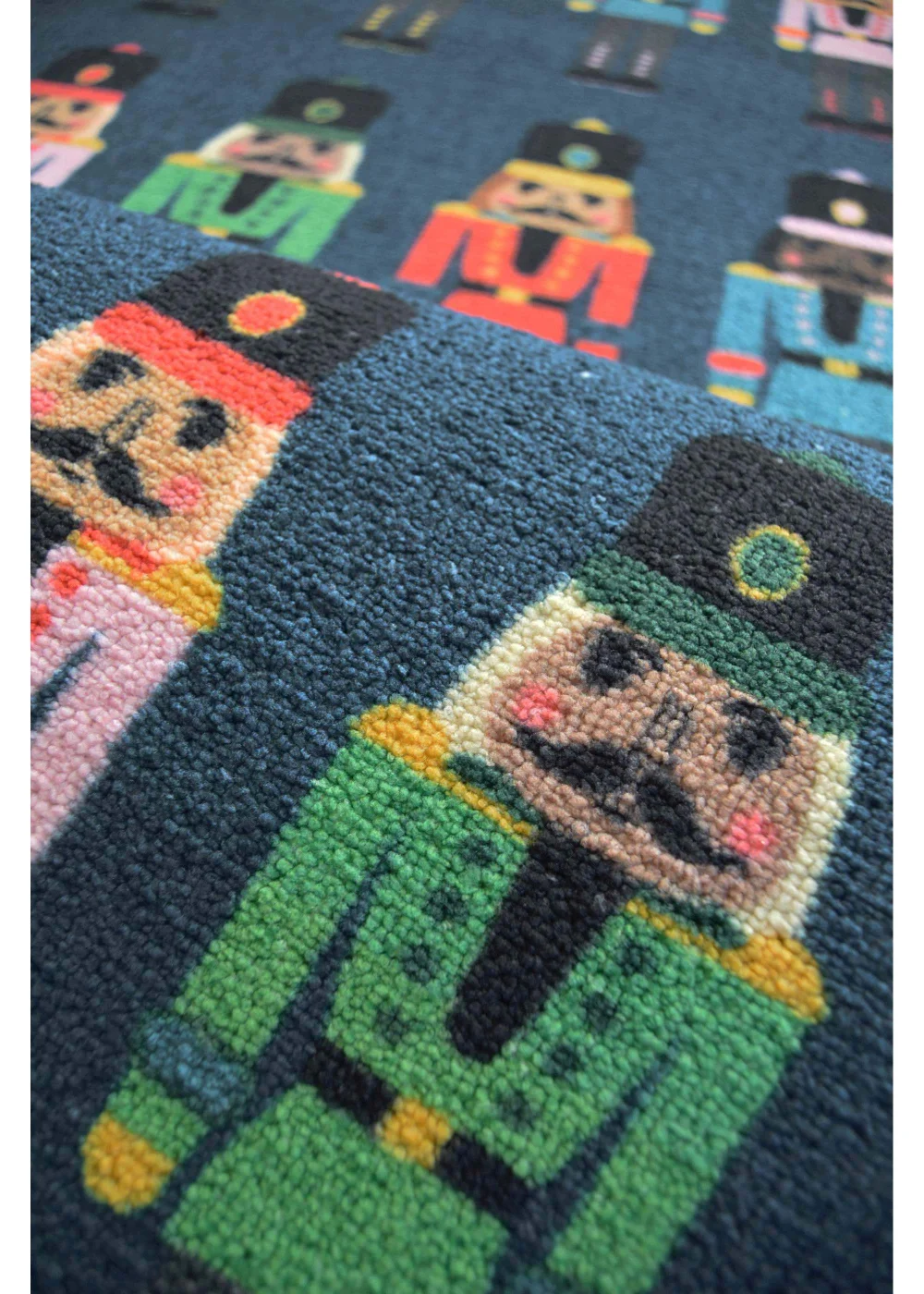 Homemaker Nutcracker Runner - 57 X 150 (57 X 40) Image 3