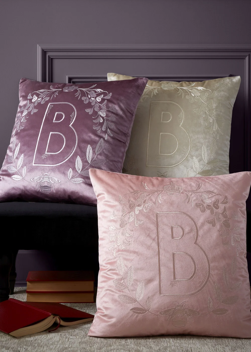 Bridgerton By Catherine Lansfield Regency Crown Soft Touch Cushion (45x45cm) - One Size Image 5