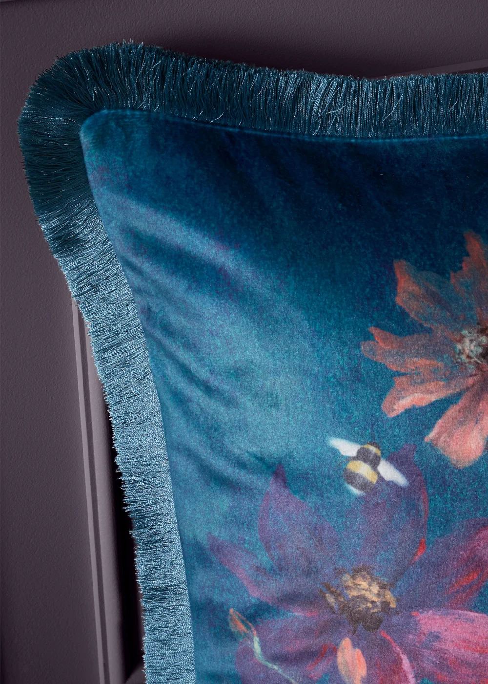Bridgerton By Catherine Lansfield Romantic Floral Soft Touch Cushion (45x45cm) - One Size Image 4