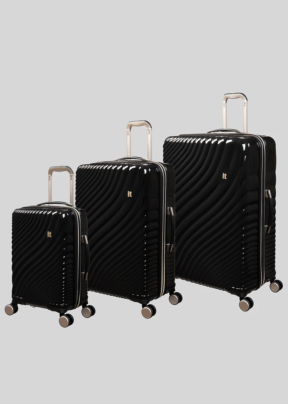 IT Luggage Black Wave Suitcase - Cabin Image 1