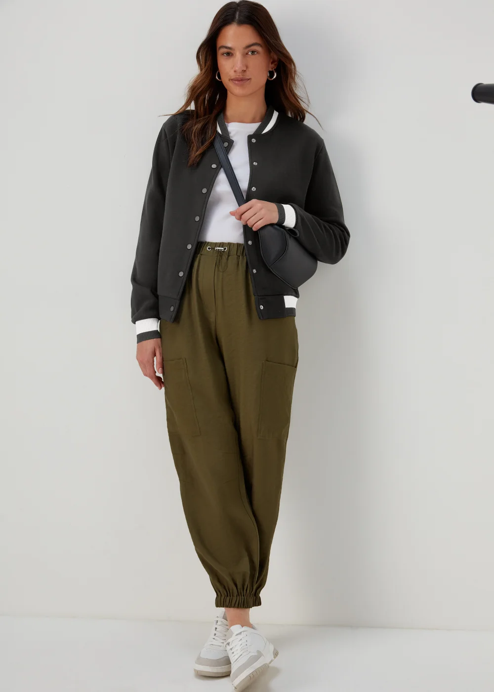 Black Bomber Jacket - S Image 4