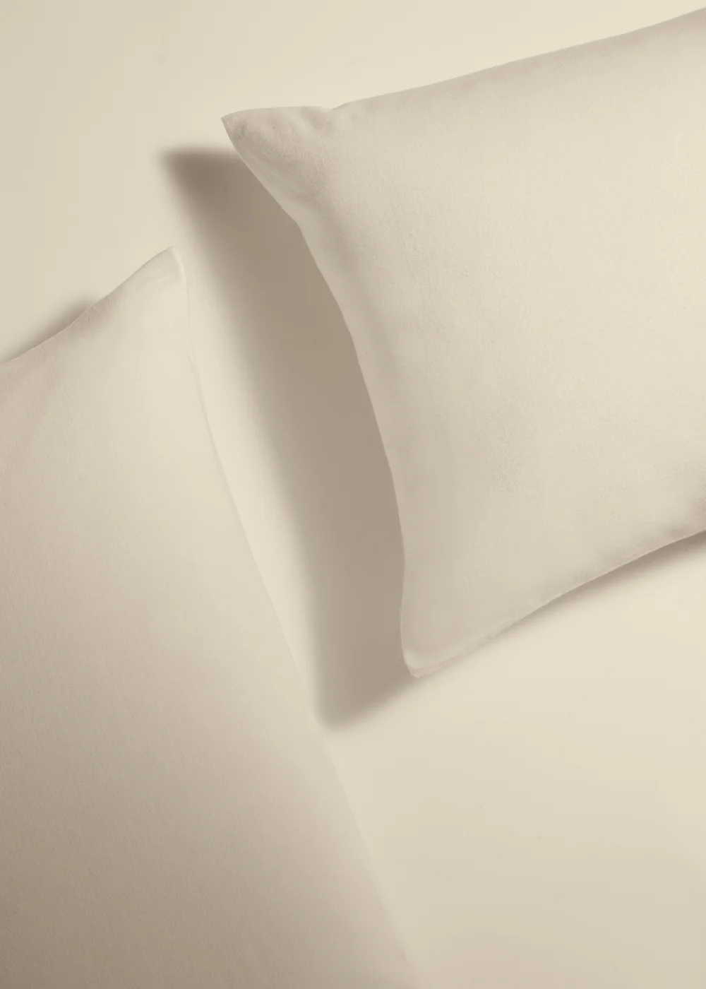 2 Pack Cream Cotton Housewife Pillowcases Image 2
