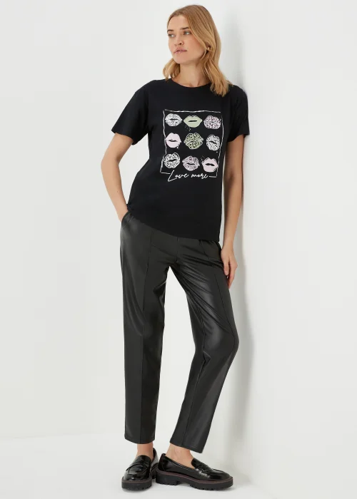 Black Lips Love More Slogan T-Shirt - 8 Image 4
