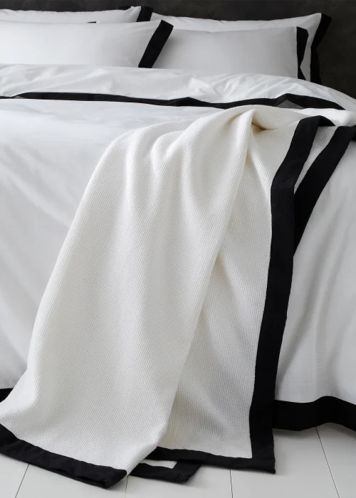 Style Sisters Monochrome Waffle Cotton Throw (150x220cm) - 150 x 220cm Image 1