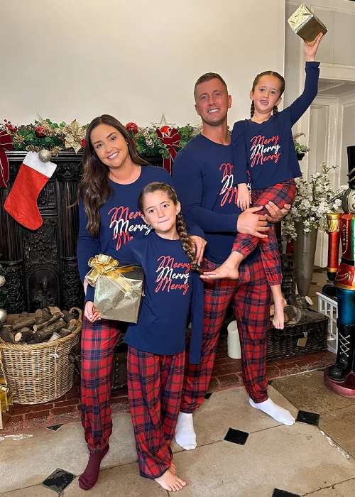 In the Style Jac Jossa Curve Merry Tartan Jersey Top & Bottoms Set - Size 6-8 Image 1