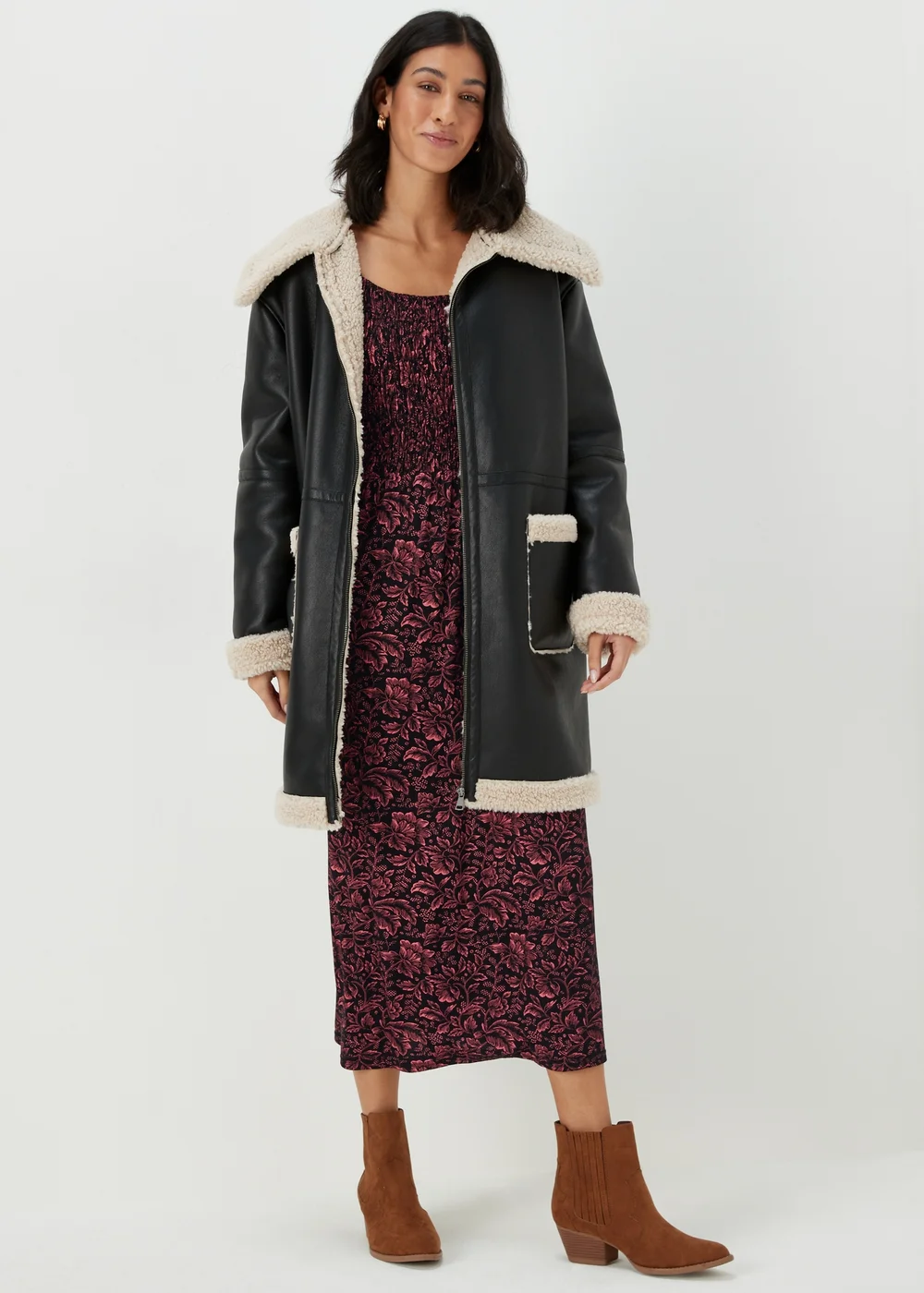 Black Paisley Long Sleeve Shirred Midi Dress - 8 Image 4