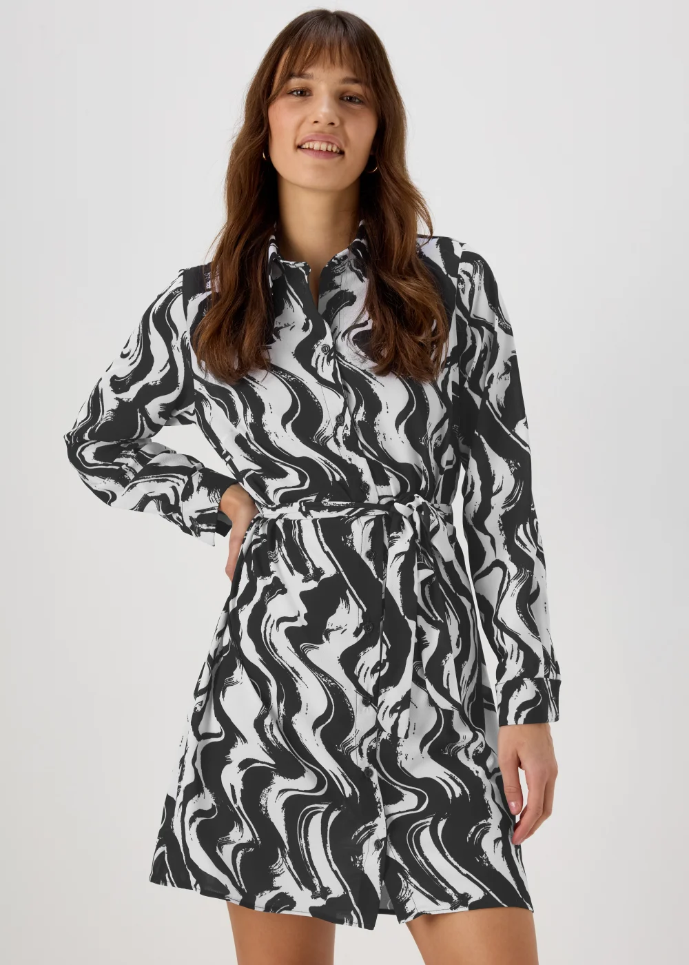 Black & White Belted Dress - 8 Image 1