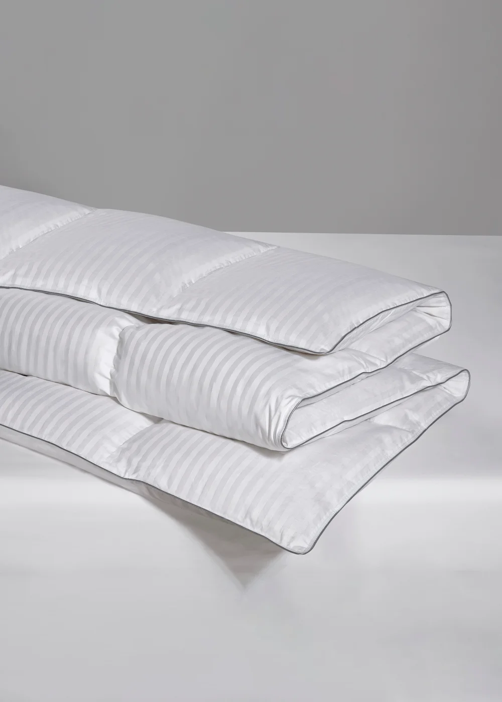 BHS Goose Down Duvet Duvet 10.5 Tog - King Image 2