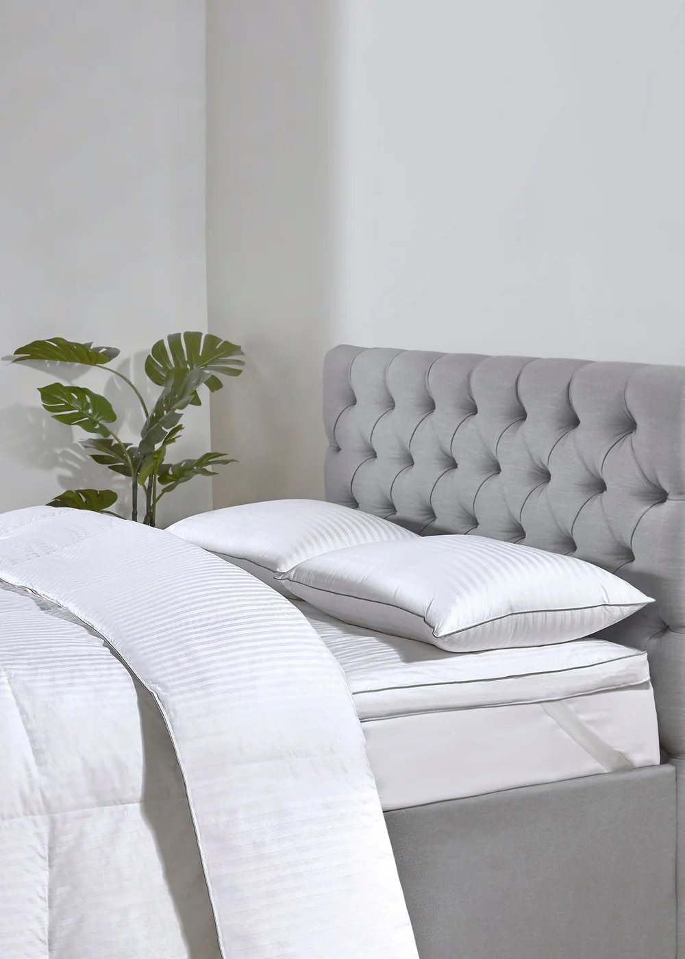 BHS Goose Down Duvet Duvet 10.5 Tog - Double Image 1