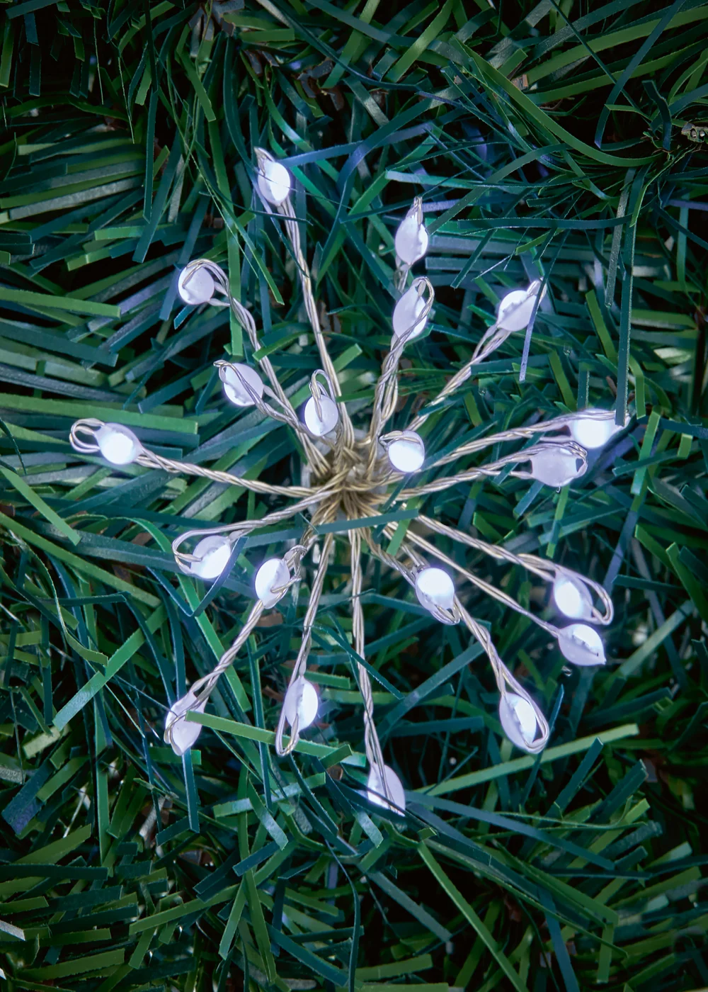 Premier Decorations 400 White LED Ultra Brights Starburst Pin Wire Lights - One Size Image 3
