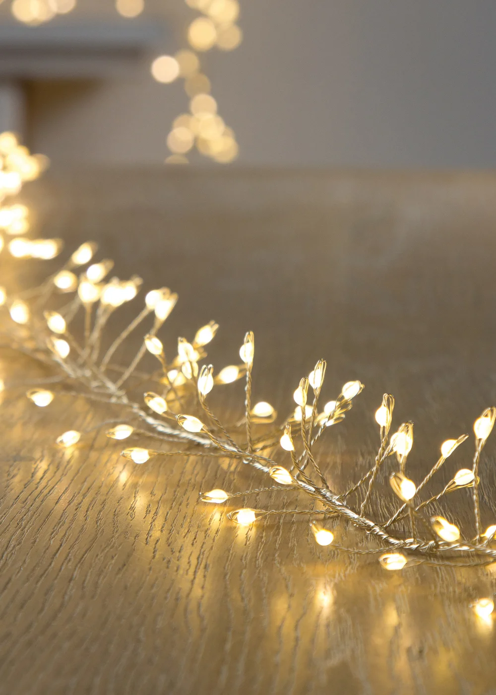 Premier Decorations 800 Warm White LED Silver Wire Ultrabrights Cluster Lights - One Size Image 3
