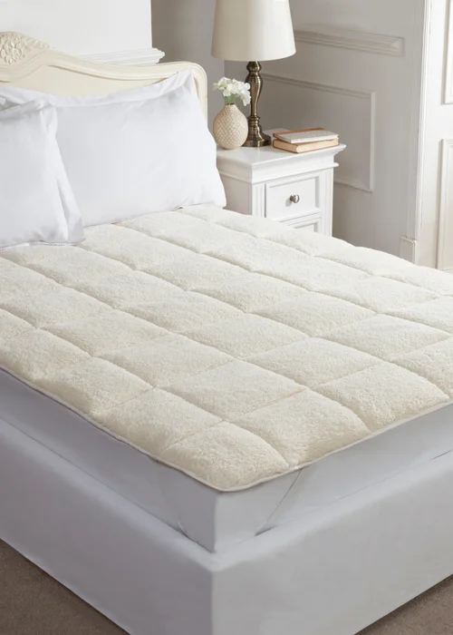 BHS Cream Teddy Fleece Mattress Protector - Single Image 3