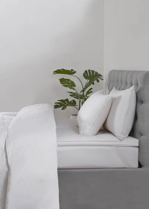 BHS Goose Feather & Down Duvet 13.5 Tog - Single Image 3
