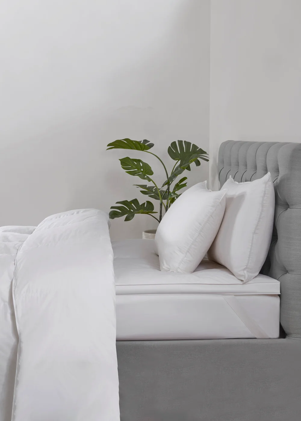 BHS Goose Feather & Down Duvet 4.5 Tog - Single Image 3