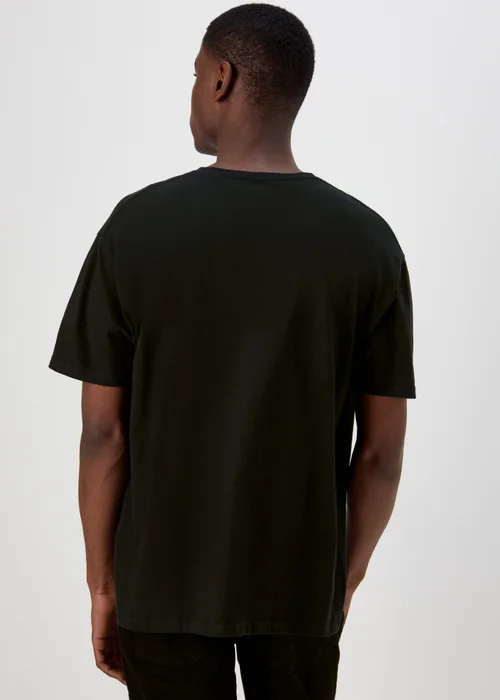 Black Pulp Fiction T-Shirt - Small Image 2