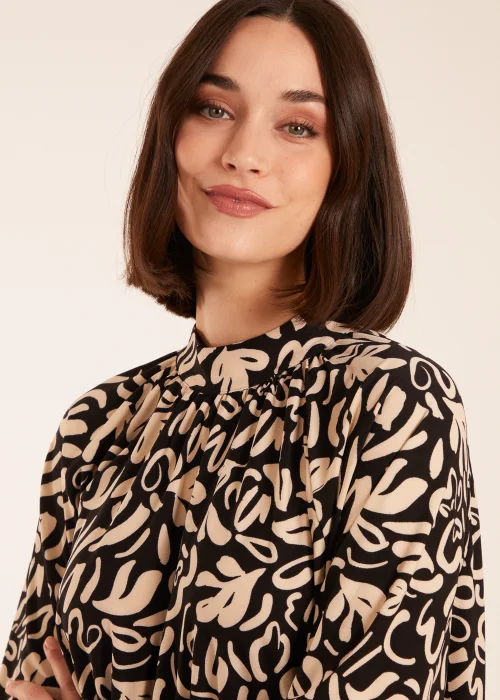 Blue Vanilla Black High Neck Batwing Top - S Image 4