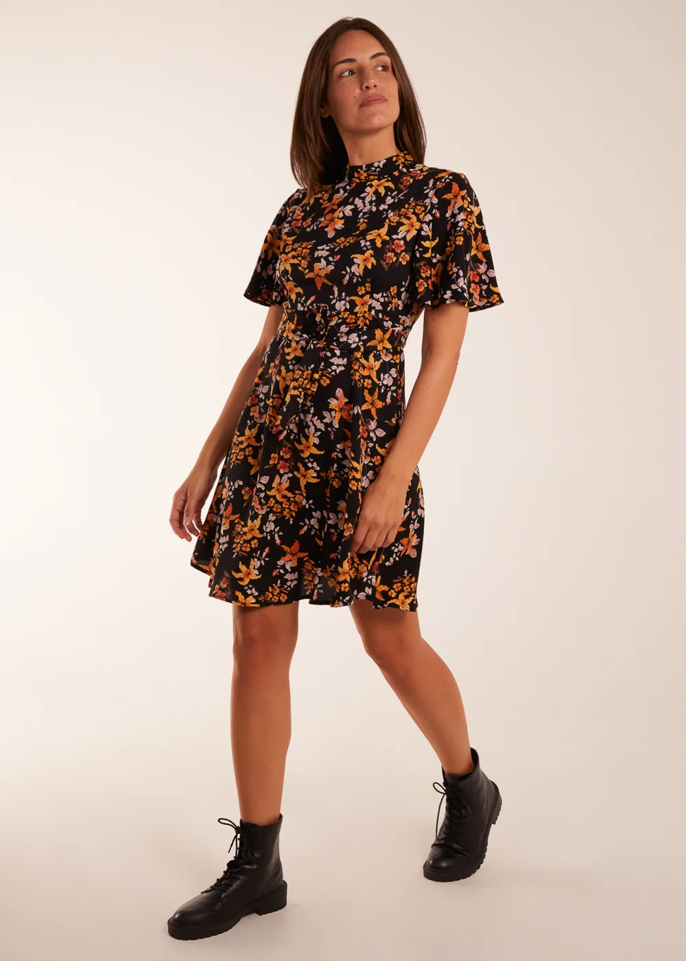 Blue Vanilla Black High Neck Angel Sleeve Floral Dress - 8 Image 2