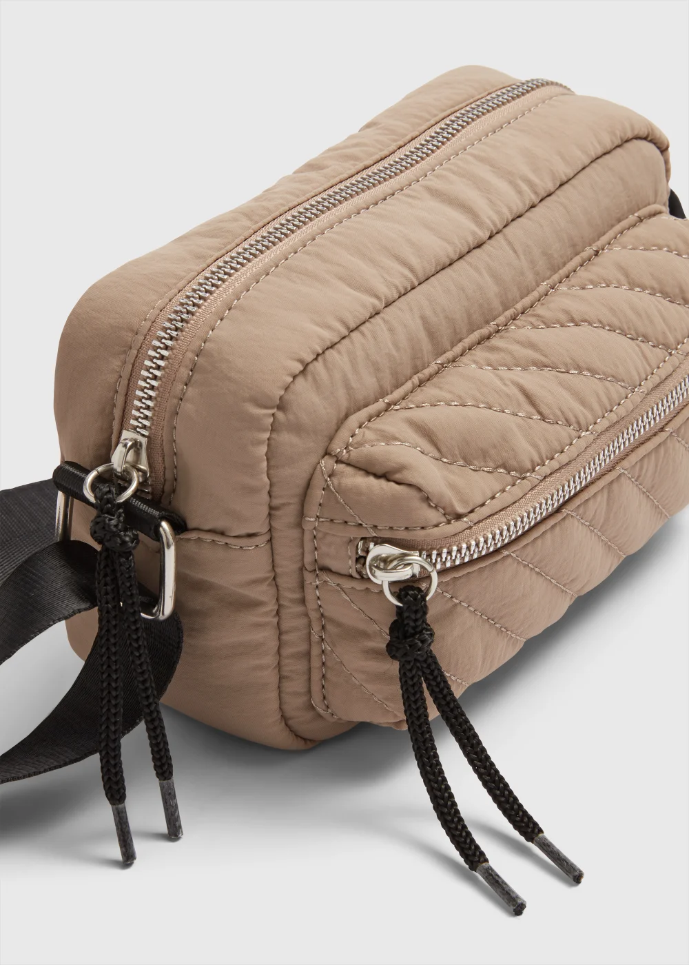 Taupe Quilted Nylon Camera Bag Image 4