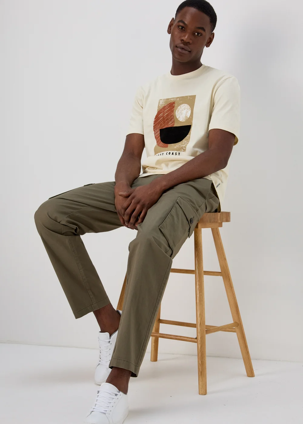 White Abstract Antique Coast T-Shirt - S Image 4
