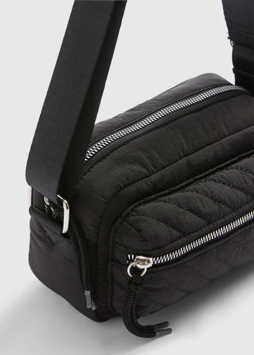 Black Quilted Nylon Camera Bag Image 4