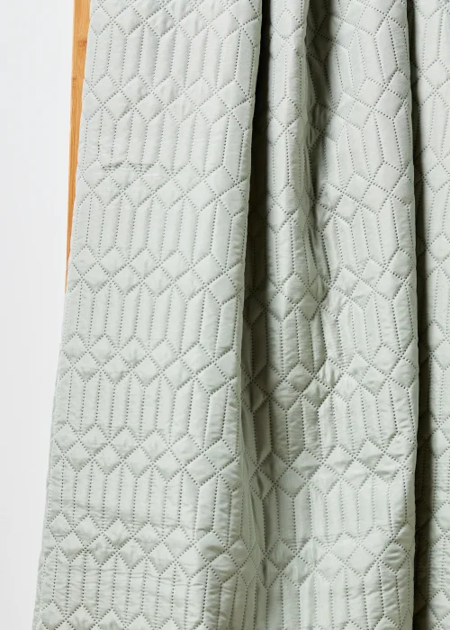Green Geo Pinsonic Bedspread (235cm x 235cm) Image 2