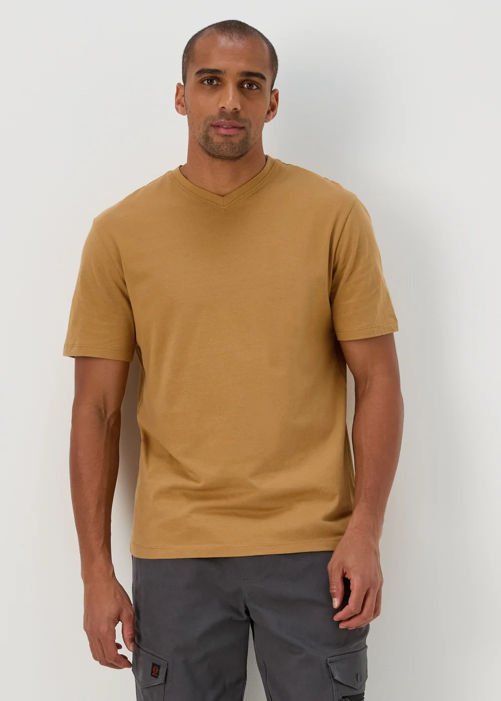 Bronze Essential V-Neck T-Shirt - S Image 1