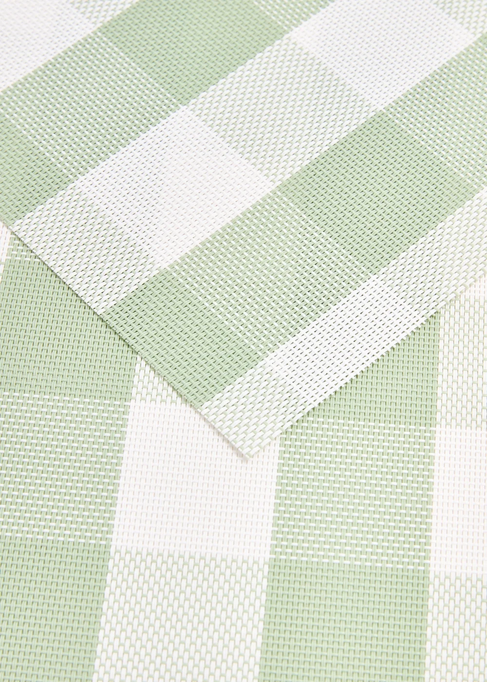 2 Pack Green Check Placemat Image 2