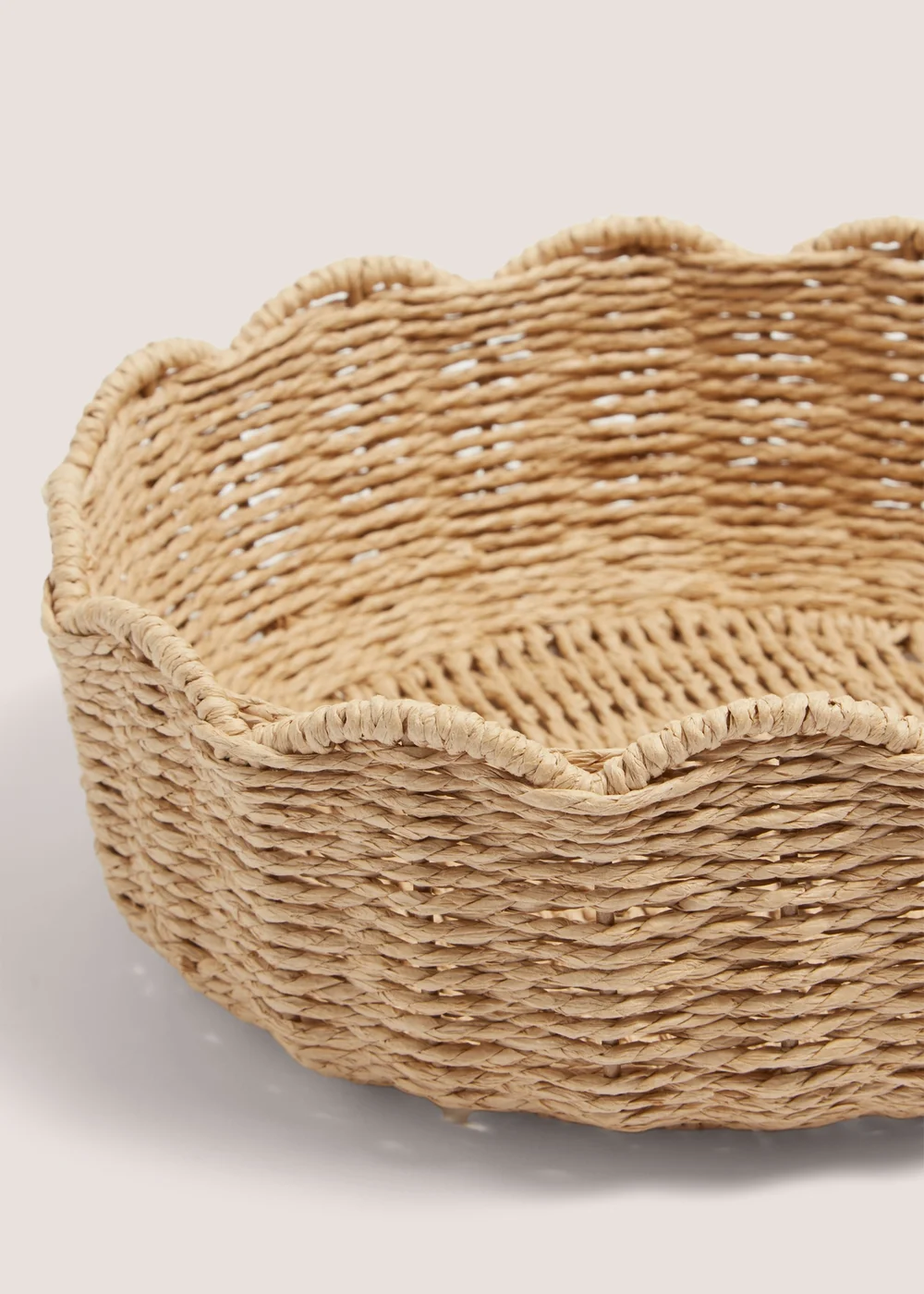 Retreat Scalloped Basket Image 2
