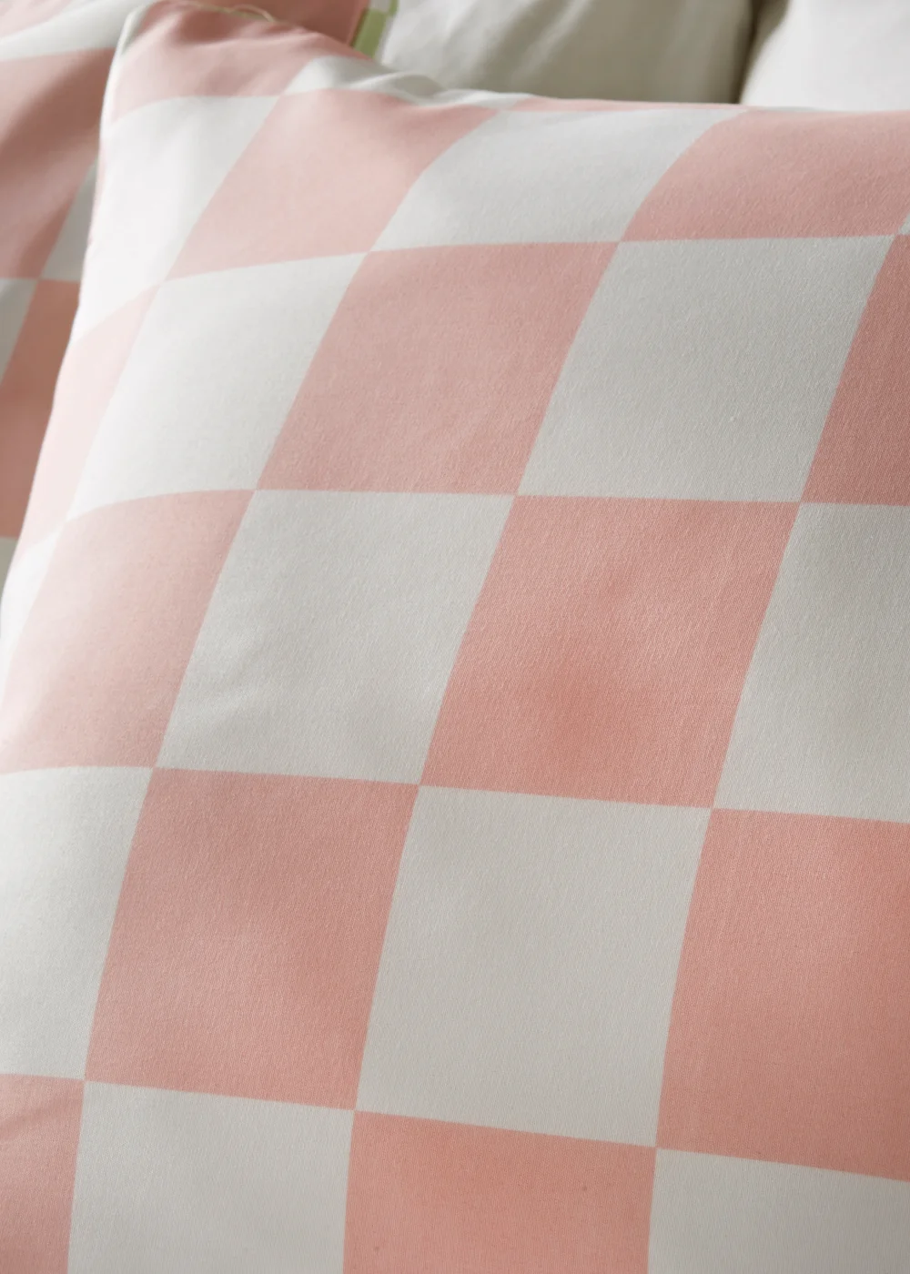 Pink Checkerboard Duvet Set - Single Image 3