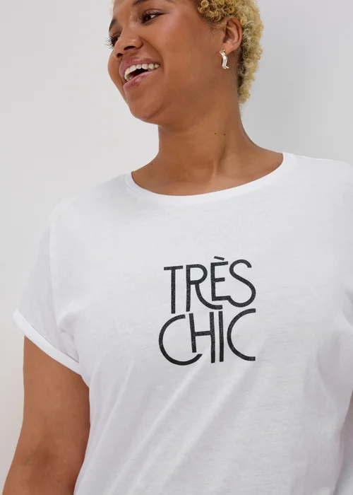 White Tres Chic T-Shirt - S Image 1
