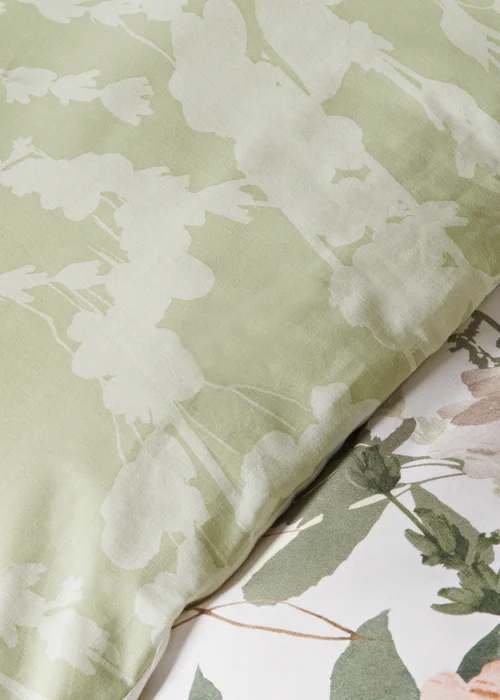 Green Floral Retreat Duvet Set - Super king Image 2