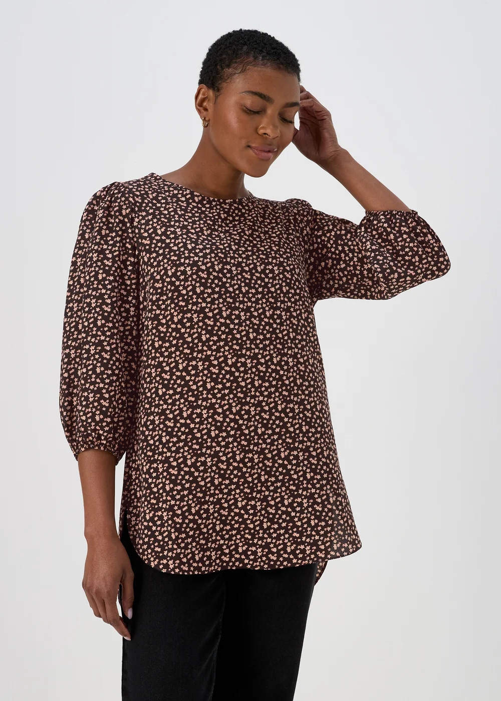 Black Floral Bubble Box Blouse - Size 8 Image 1