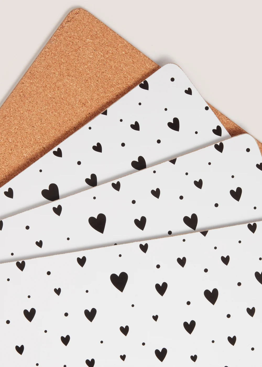 4 Pack Heart Cork Placemats Image 2