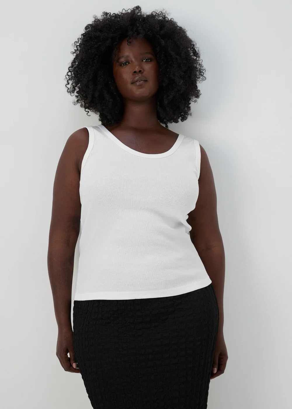 White Ribbed Jersey Scoop Neck Vest - Size 8 Image 1