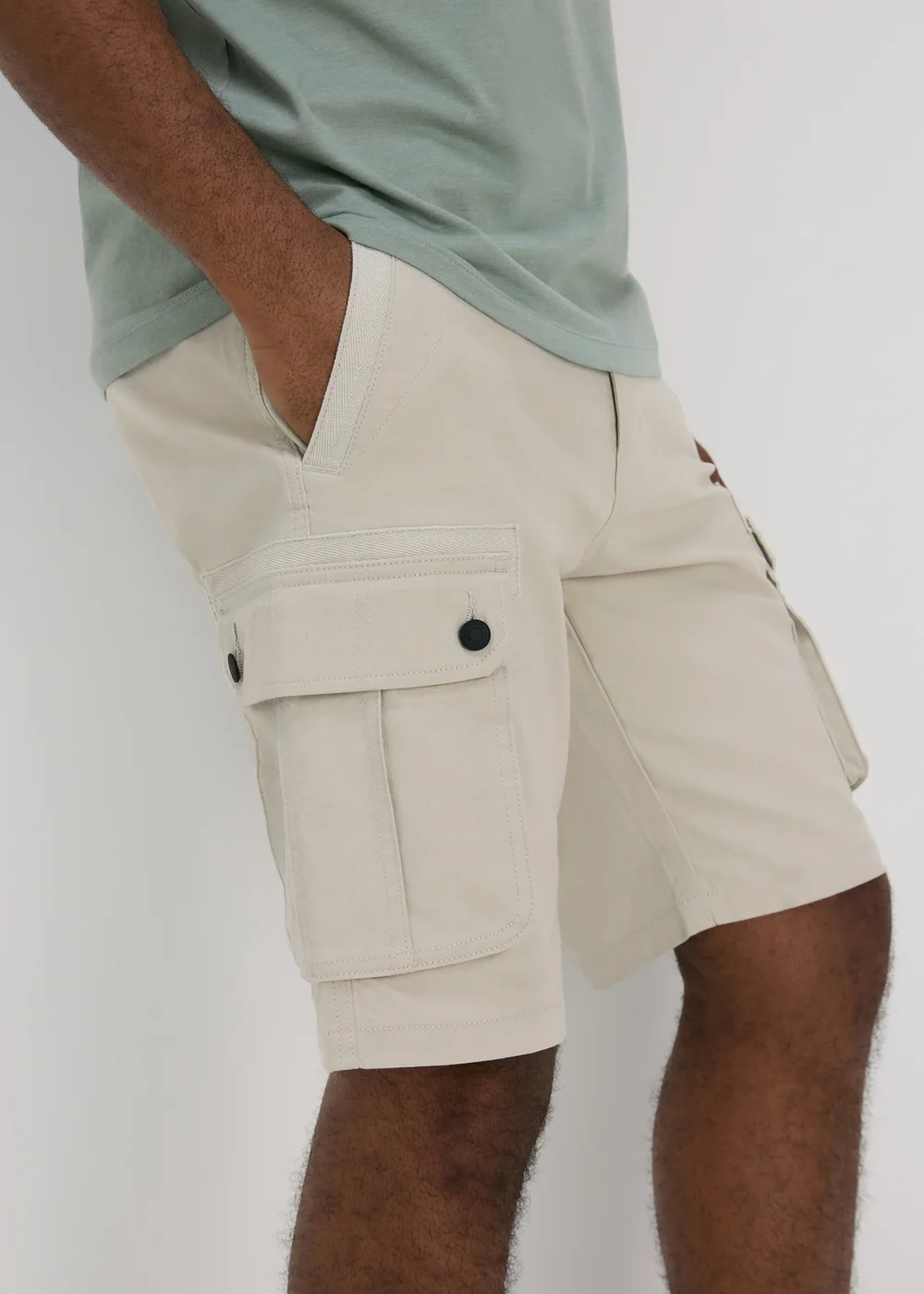 Bone Cargo Shorts - 30 Image 3