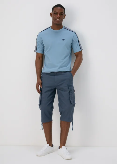 Navy 3/4 Cargo Shorts - 30 Image 1