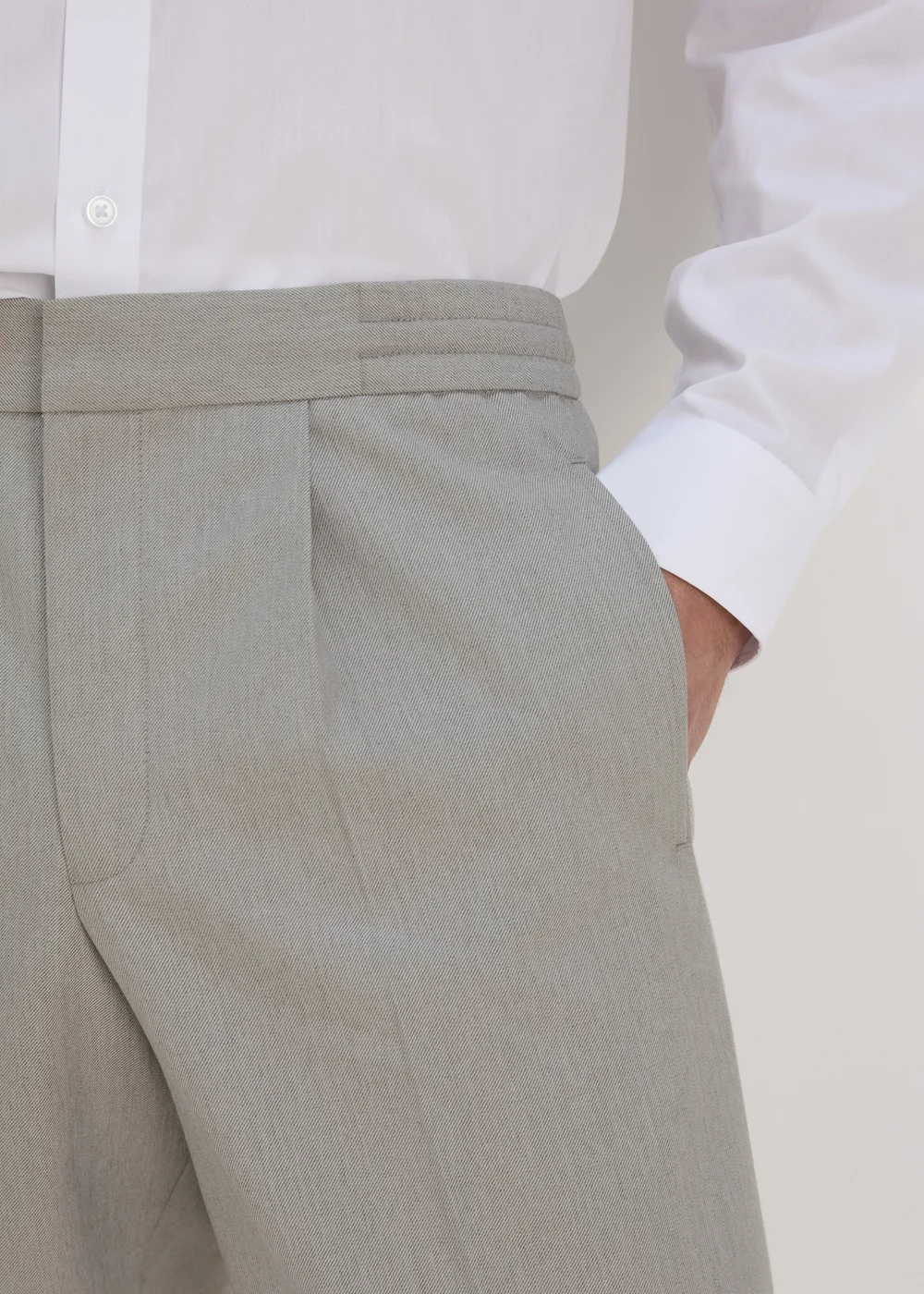 Taylor & Wright Grey Twill Pleated Trousers - 30 Waist 29 Leg Image 3