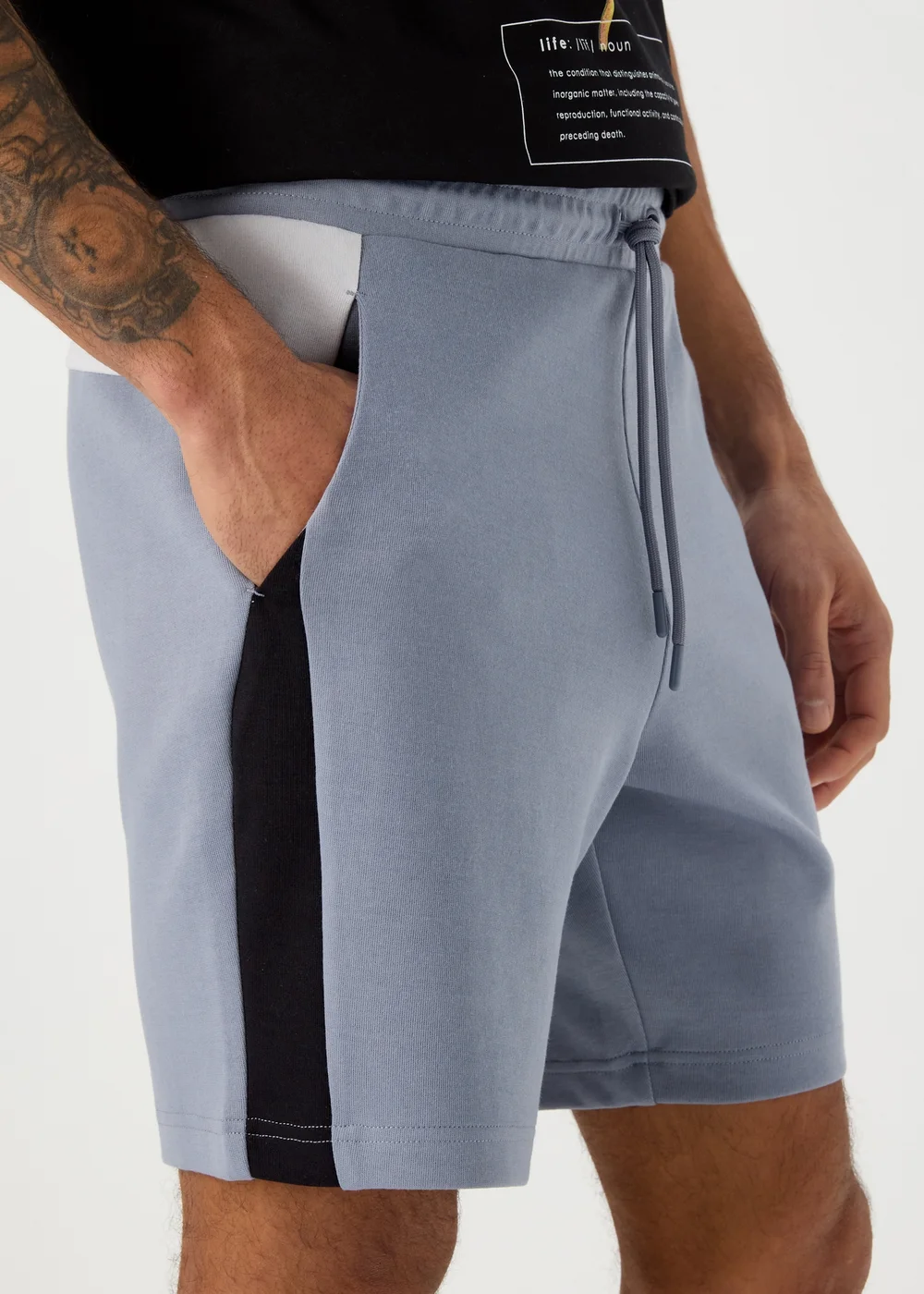 US Athletic Blue Panelled Shorts - XS Image 3