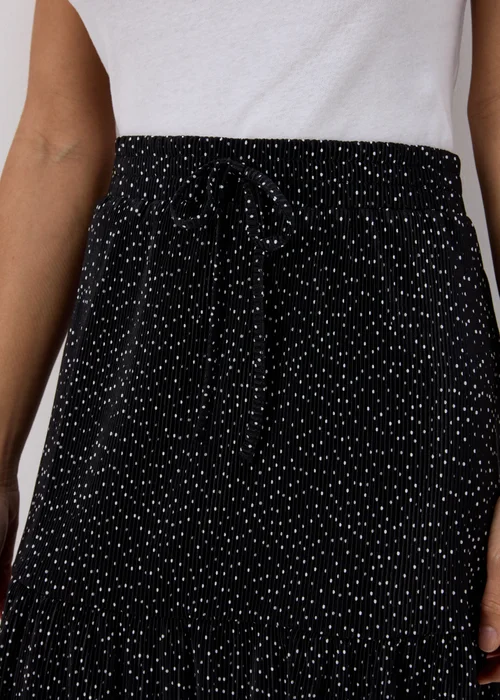 Black Spot Print Plisse Mini Skirt - Size 8 Image 3