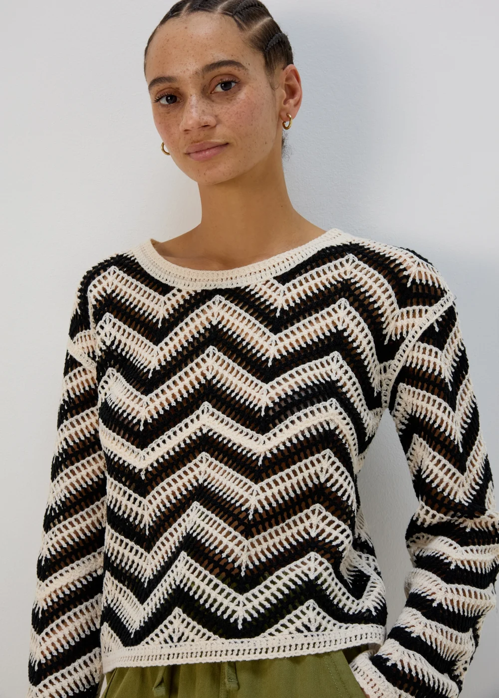 Black Zig Zag Crochet Jumper - XS Image 3